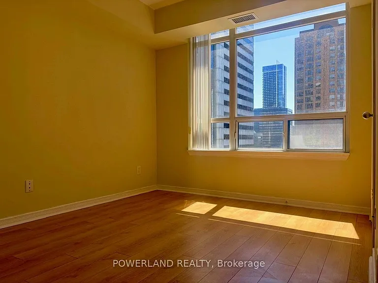 155 Beecroft Rd #1516 — Photo 10