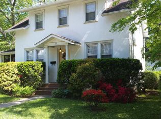 20 Hillside Rd, Mount Holly, NJ 08060