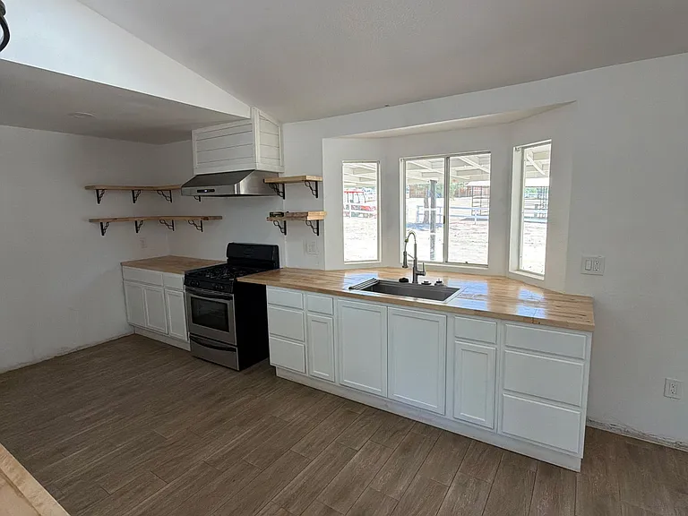 23510 Rose Quartz Dr — Photo 32