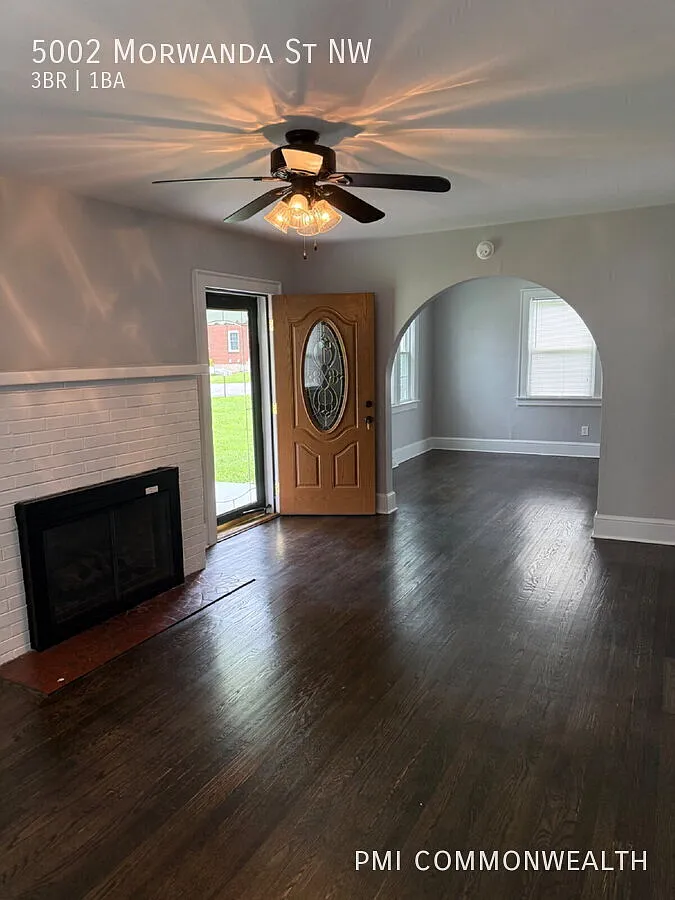 3 Bed / 1 Bath Single Family (Available Now) — Photo 2