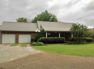 382 Walnut Hill Rd, Bells, TN 38006