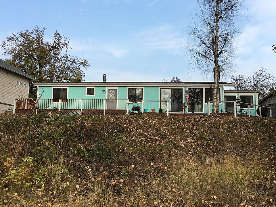 2nd image of 2066 Harbor Dr