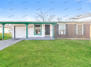 6842 Champana Ln, Florissant, MO 63033