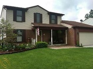 45093 Lemont Rd, Canton, MI 48187