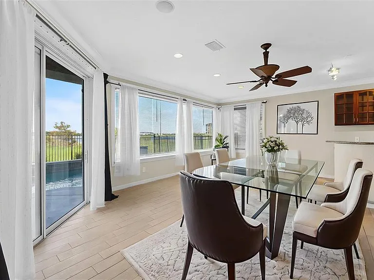 8507 Saint Marino Blvd — Photo 40