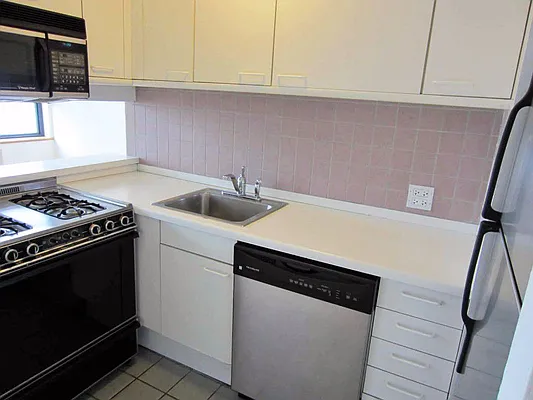 Sold by T&T Real Estate | media 33