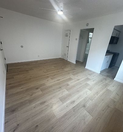 3rd image of 17550 Lake Shore Blvd #7