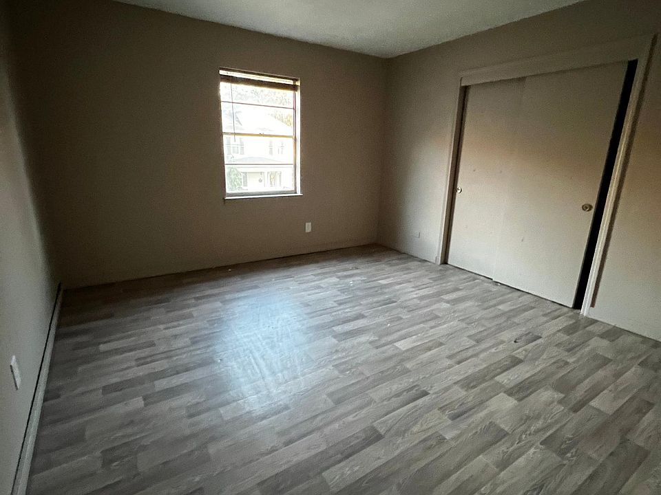 2nd image of 701 N Sampson Ave APT 2