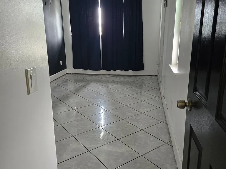7620 Catawba Ct — Photo 2
