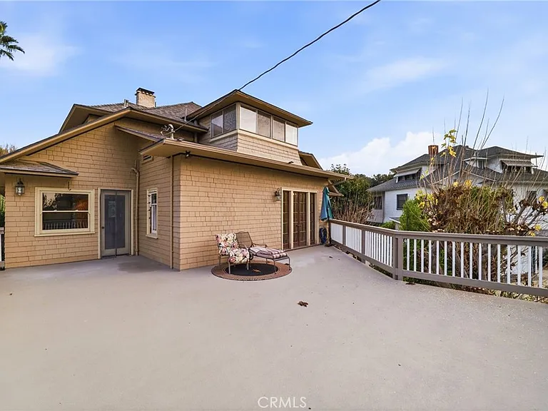 1200 Cedar Ave — Photo 42