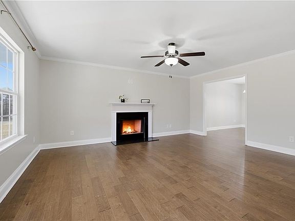 5th image of 3930 Mabery Rd