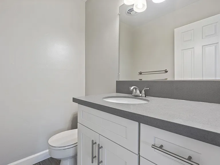 Reserve at Walnut Creek — Photo 10