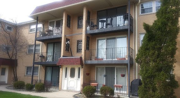 2nd image of 8854 N Grace Ave APT 3NW