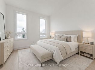 712 Eglinton Ave E #301, Toronto, ON M4G 2K7