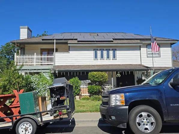 1139 University Ave, Hanford, CA 93230