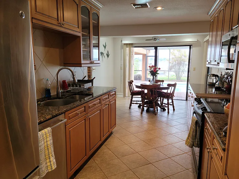 11314 Harborside Dr — Photo 23