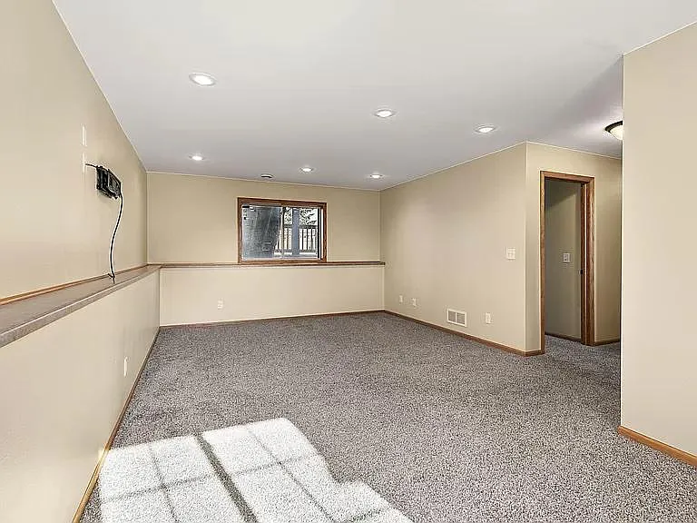 239 Sundance Rd — Photo 13