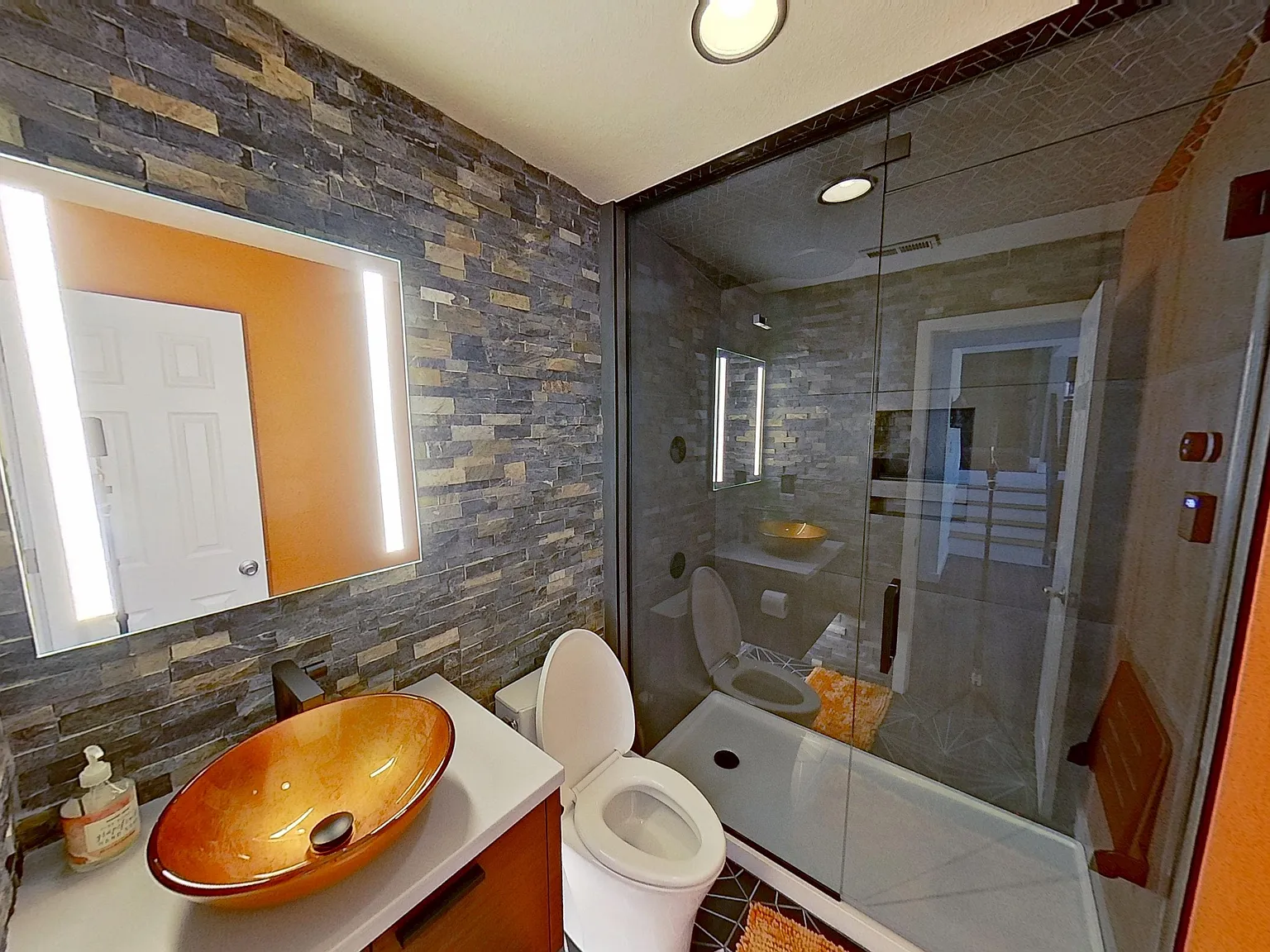 3 bed, 1862 sqft, $4,995 — Photo 3