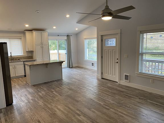 5th image of 905 Marlin Ct