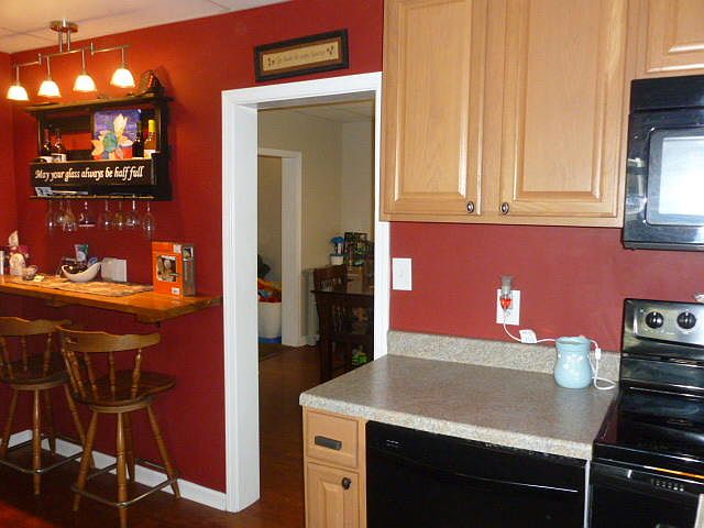 Kitchen with Bar