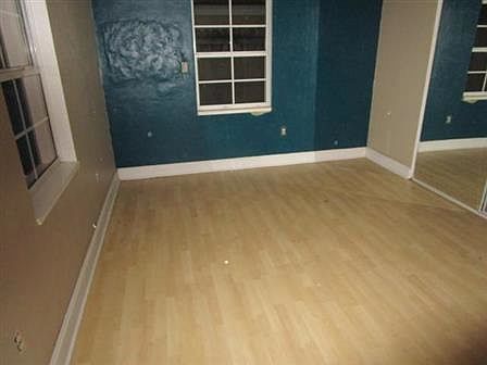 4th image of 1407 Pinehurst Pl