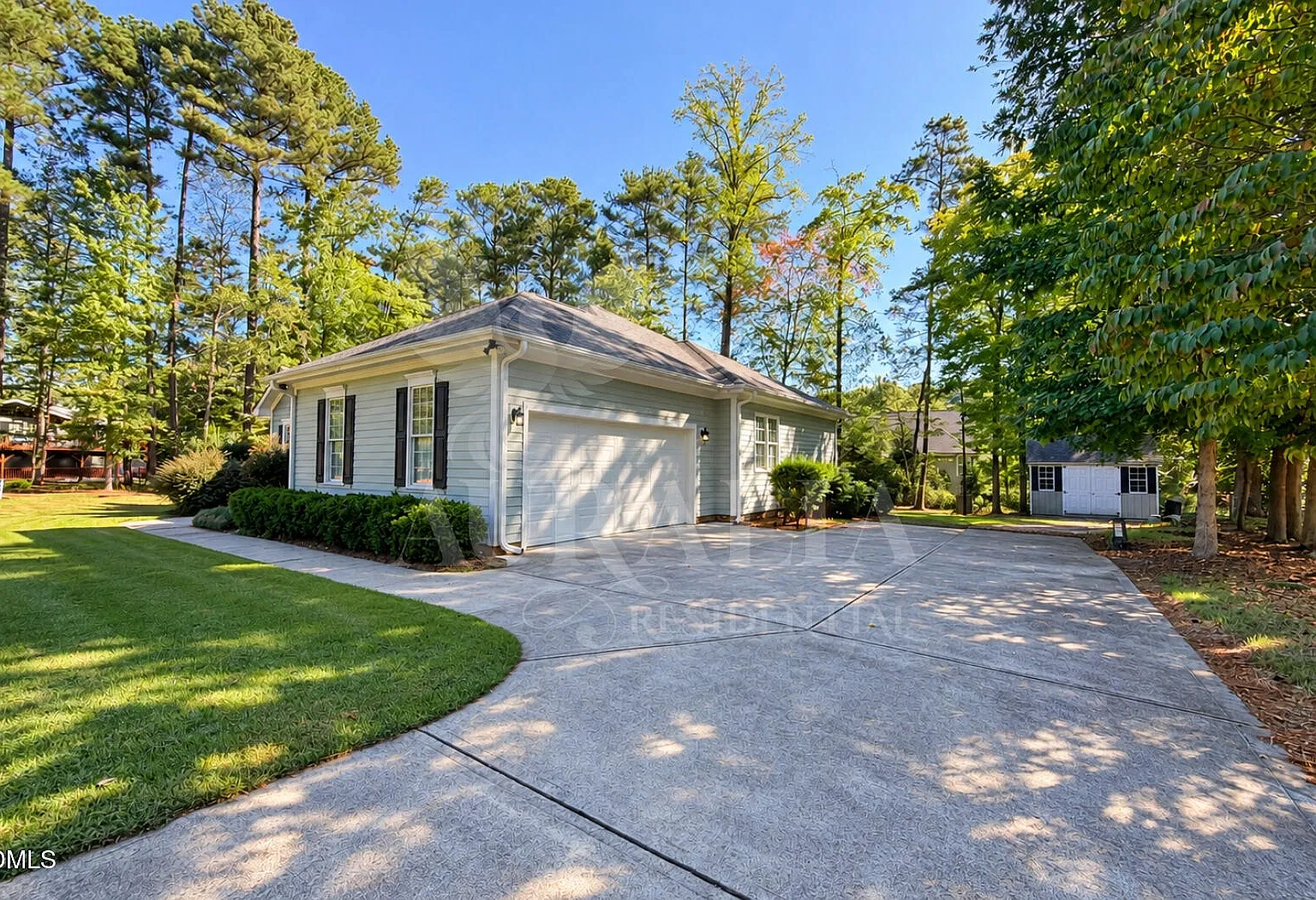 4 bed, 3.0 bath, 2786 sqft, $3,650 — Photo 3