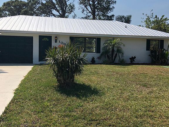 2nd image of 1002 SE Proctor Ln