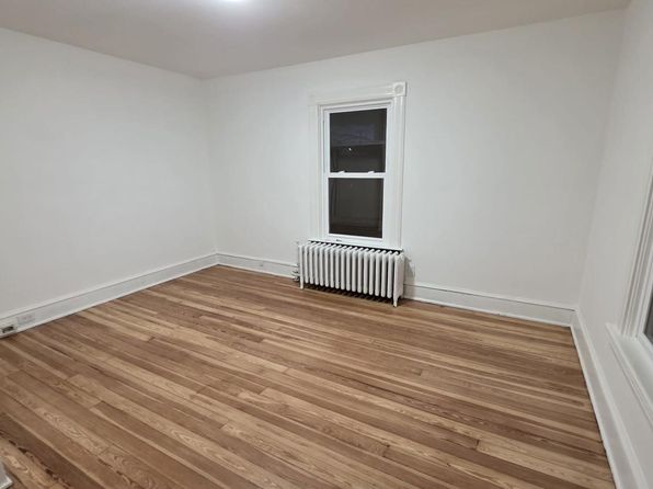 13 Springside Ave #2