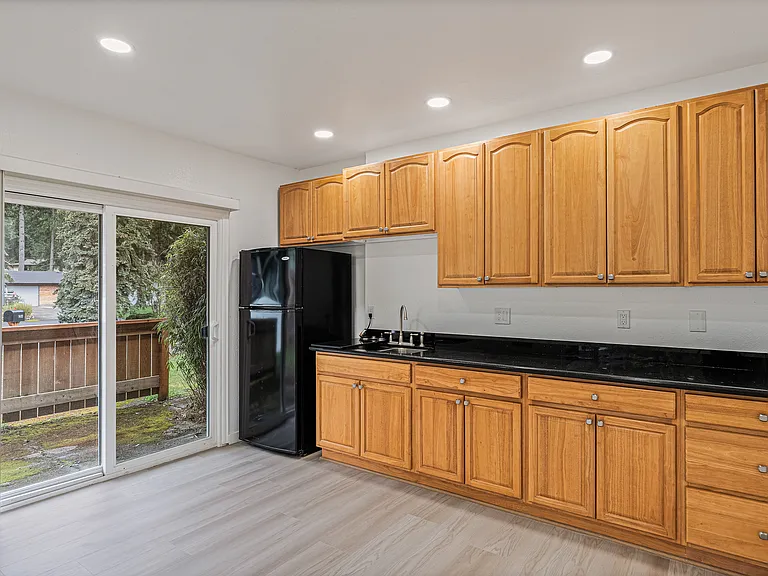 9408 Columbine Cir W — Photo 22