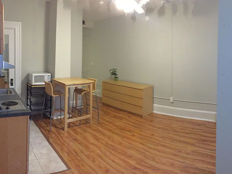 1324 Locust St — Photo 32