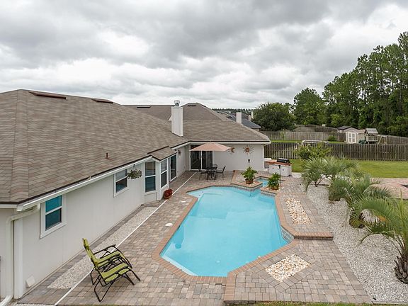 2nd image of 2662 Westport Dr