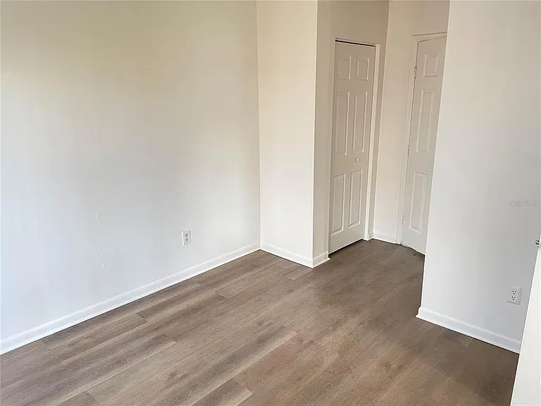 2352 Huntington Green Ct #7 — Photo 11