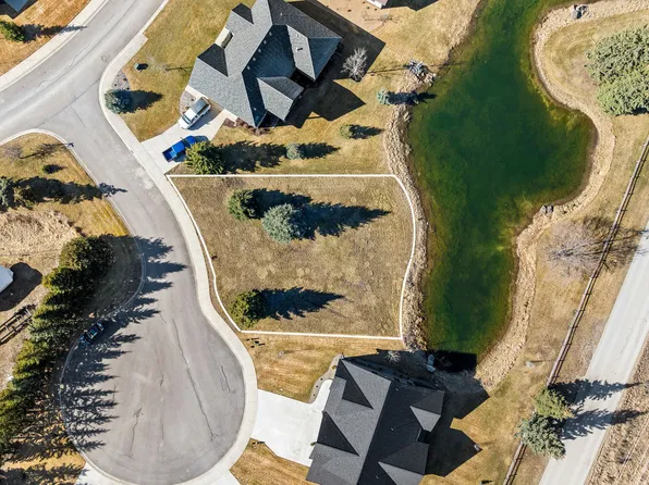 50 Lake Pointe Way, Bigfork, MT 59911