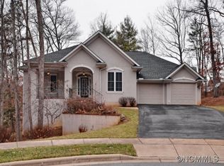 10 Blue Damsel Ct, Biltmore Lake, NC 28715