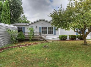 76 2nd St S, Kent City, MI