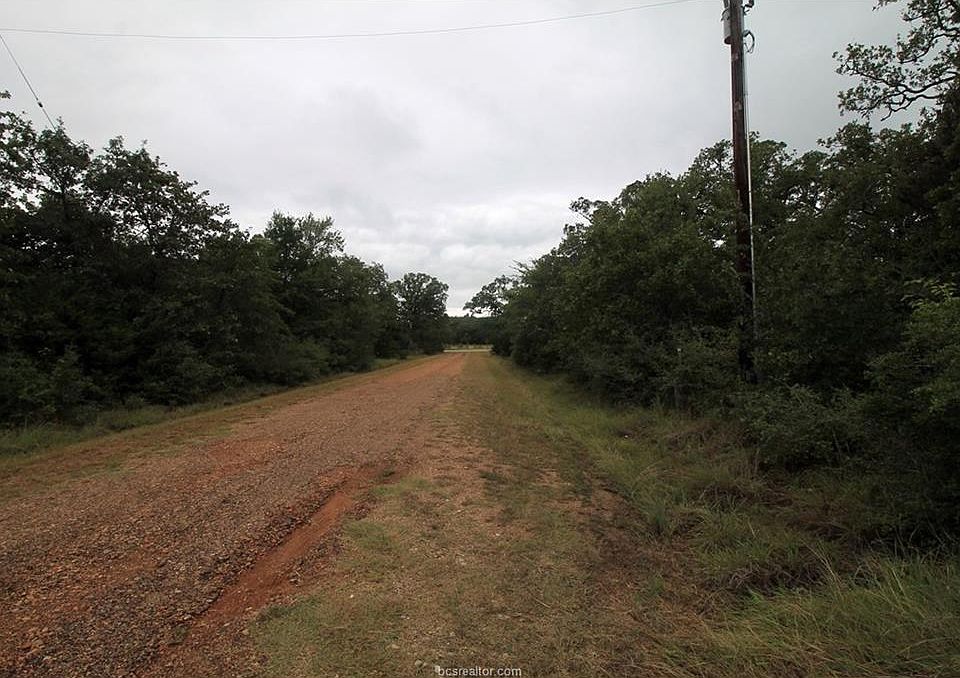 2nd image of 145 Berry Ln