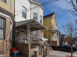908 16th St, Union City, NJ 07087