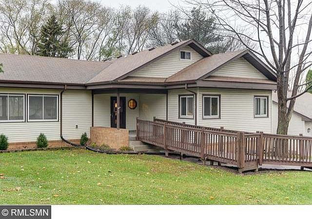 1st image of 664 Linden St