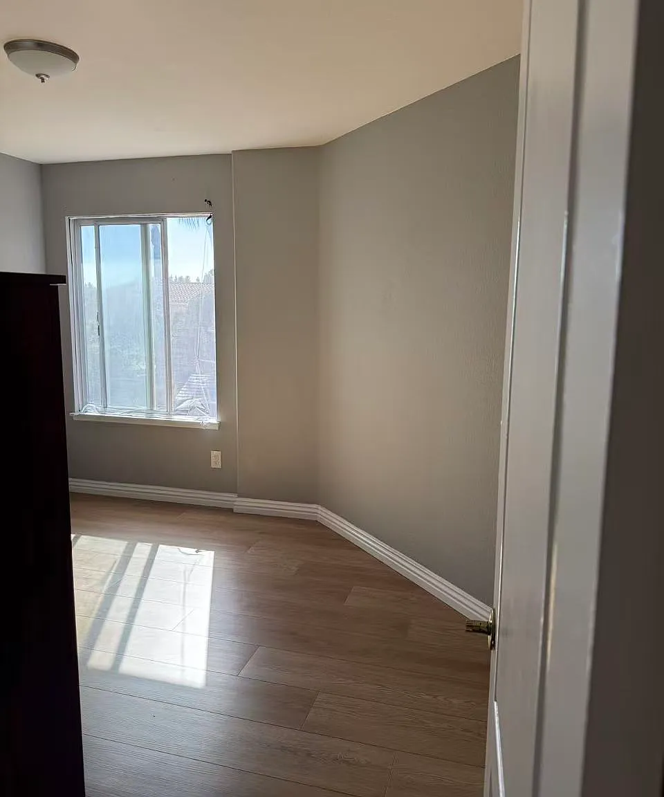 2848 Longhorn St — Photo 1