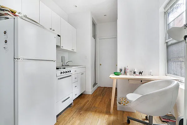 Rented by Compass | media 14