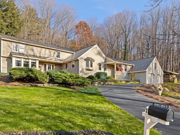 7 Moss Road, Lebanon, NH 03766
