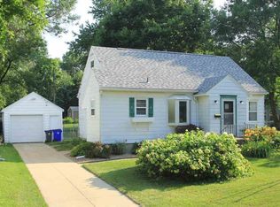 2015 Wiley St SE, Cedar Rapids, IA 52403