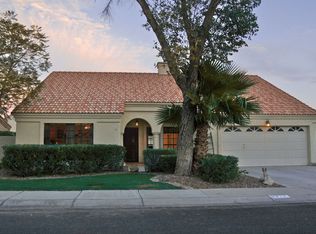 3917 E Amberwood Dr, Phoenix, AZ 85048