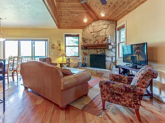 5th image of 2149 Fenchurch Dr
