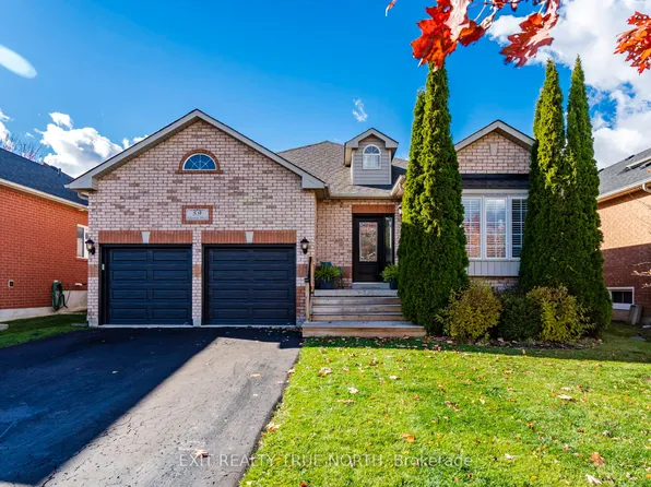 59 Edwards Dr, Barrie, ON L4N 9K8