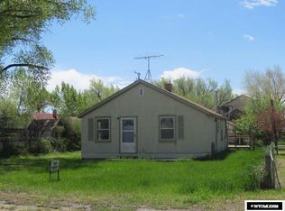205 W Saratoga Ave, Saratoga, WY 82331