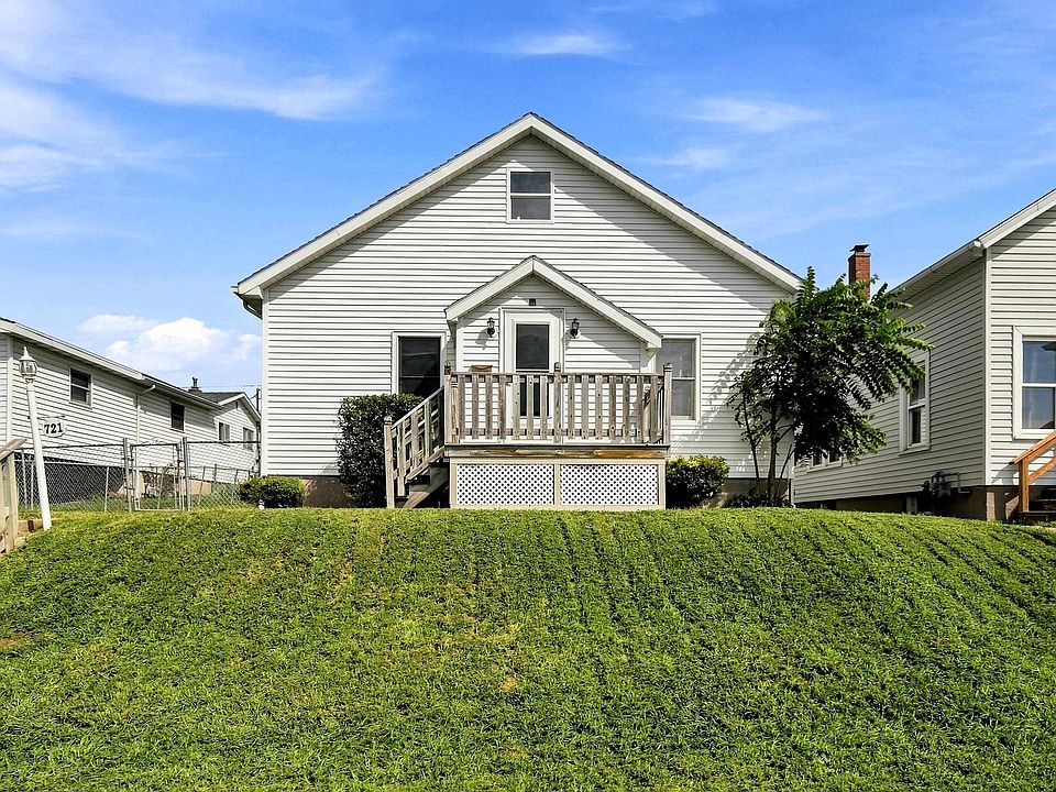 1st image of 721 Groveland Pl