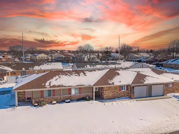 34446 Sycamore Dr, Fraser, MI 48026