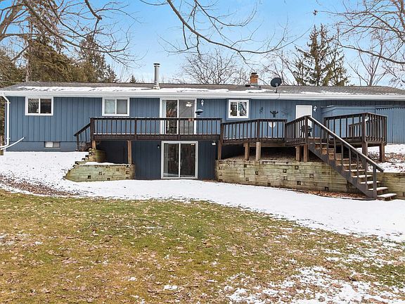 5th image of 4074 Linden Ln