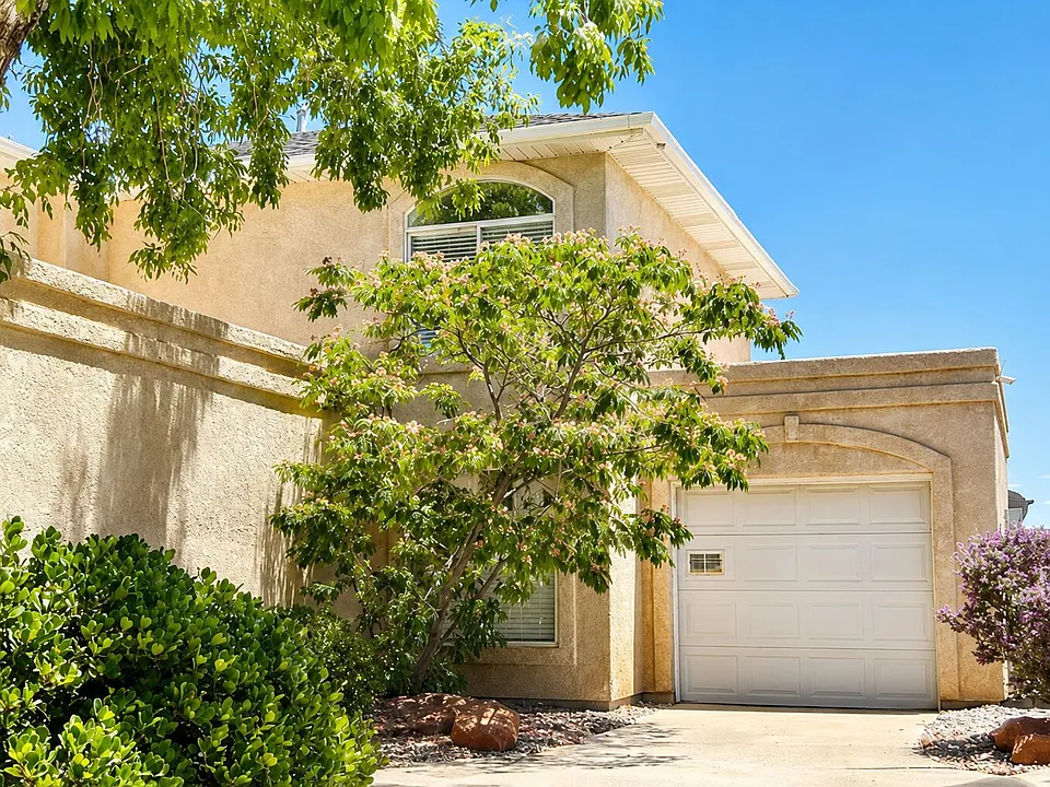 617 W Evans Ridge Cir #4